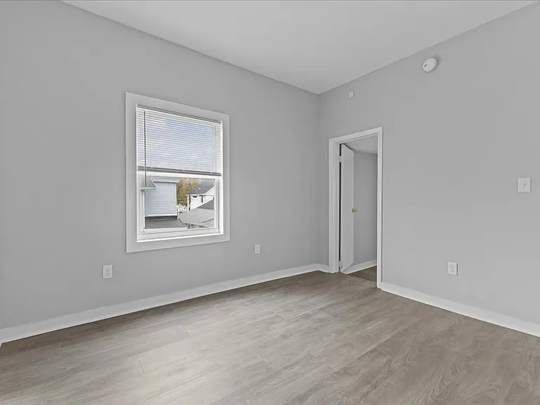 55-57 Rose St — Photo 10
