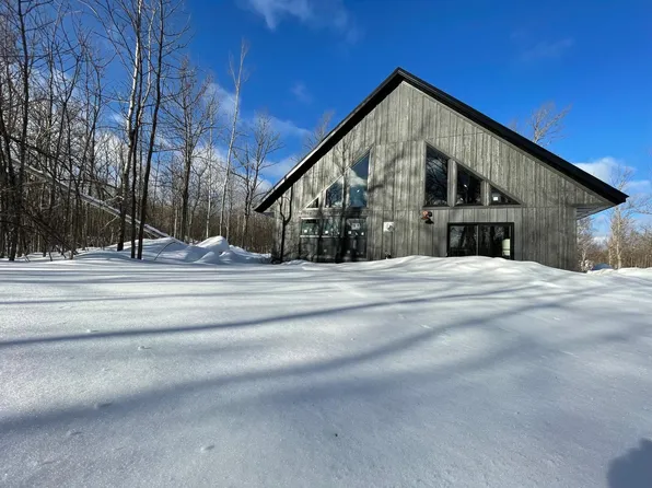 8 High Forest Trl, Lutsen, MN 55612