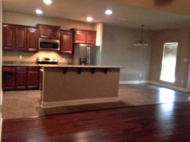 2nd image of 119 Spanish Moss Ln