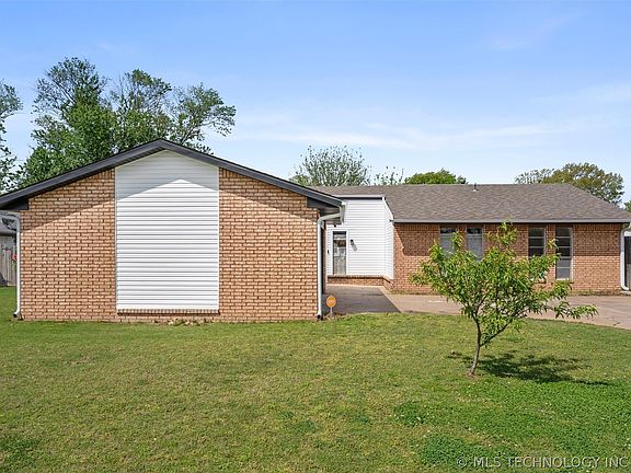 3rd image of 517 Baylor Ct