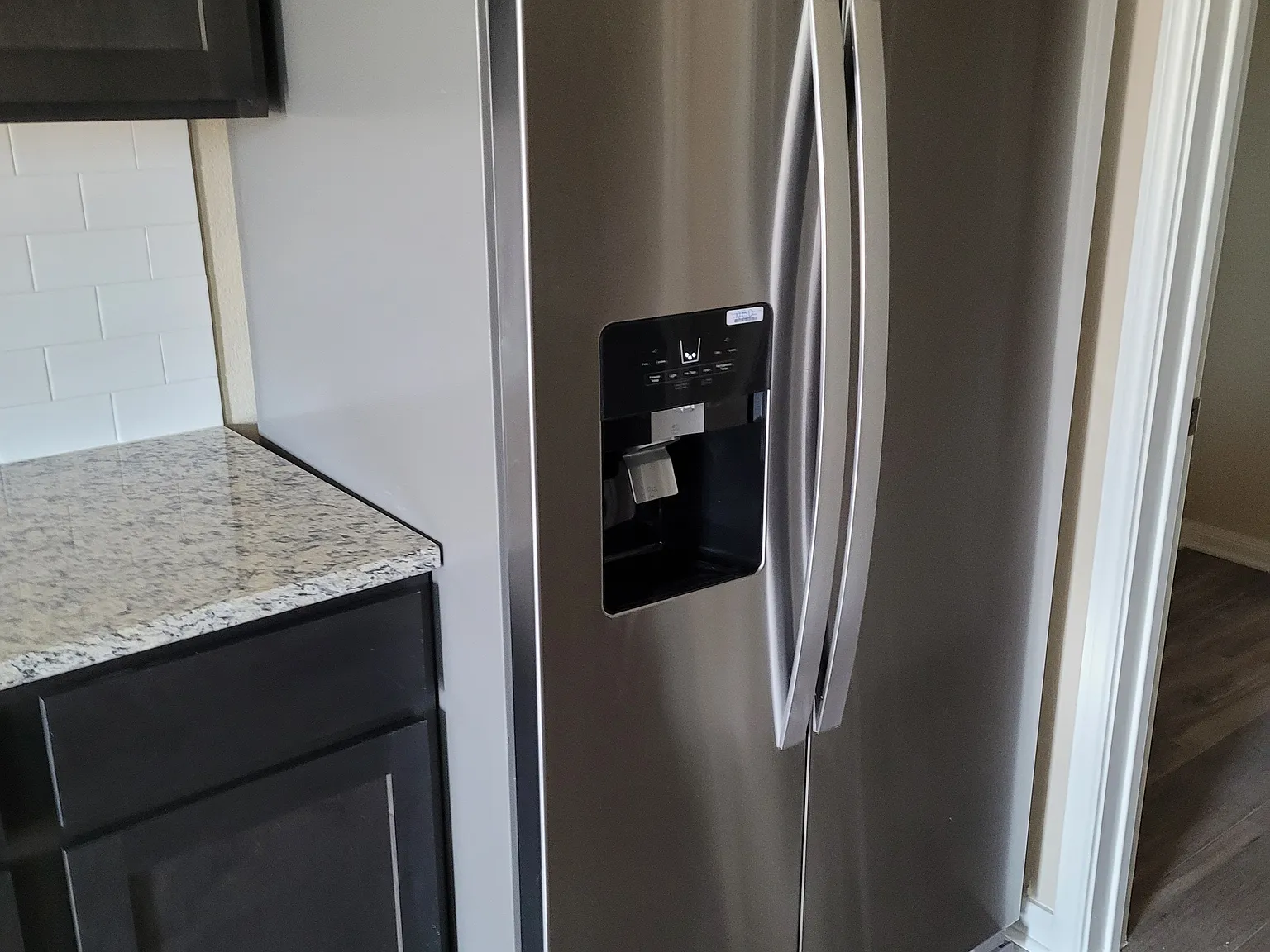 4 bed, 2210 sqft, $2,250 — Photo 3