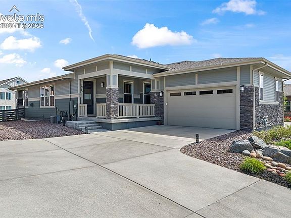 2nd image of 1915 Canyonpoint Ln