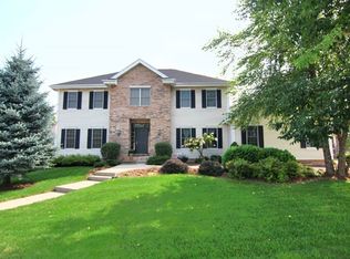 1150 Bluebird Trl, Waunakee, WI 53597