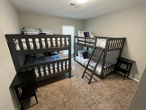 5th image of 9418 Derrik Dr APT B