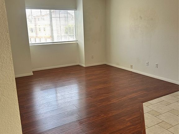 2nd image of 1537 Spruce #A