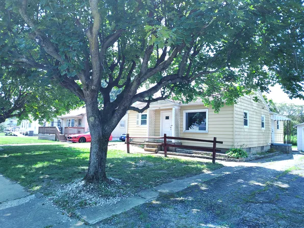 30 Myrtle Dr, Shelby, OH 44875