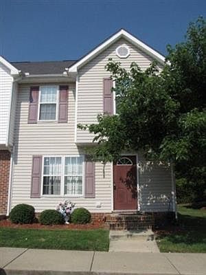 2nd image of 1600 Briarmont Ct