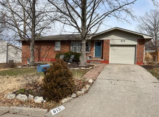 815 Cypress Ln, Columbia, MO 65203