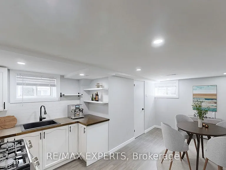 192 Dunbar Rd #BASEMENT — Photo 2
