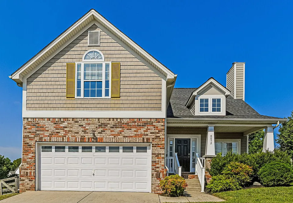 8872 Cressent Glen Ct