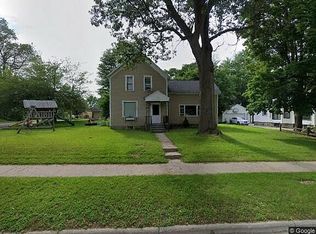627 S Lincoln St, Shawano, WI 54166