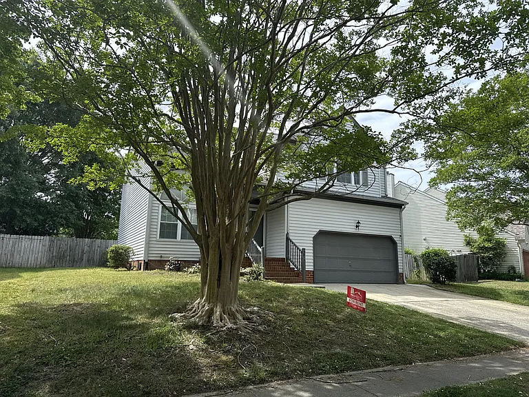 3813 Sterncroft Dr — Photo 14