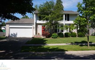 1901 N Fairview Ave, Lansing, MI 48912