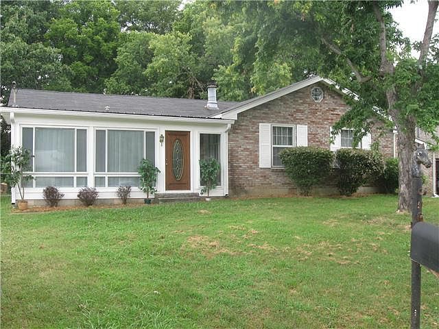 1st image of 305 Honeyhill Dr