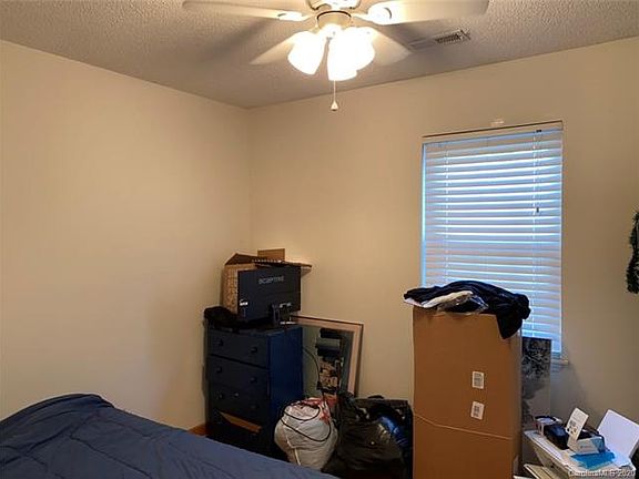 4th image of 7236 Chattanooga Ln