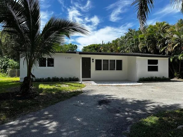 2532 Conroy Drive, North Palm Beach, FL 33403