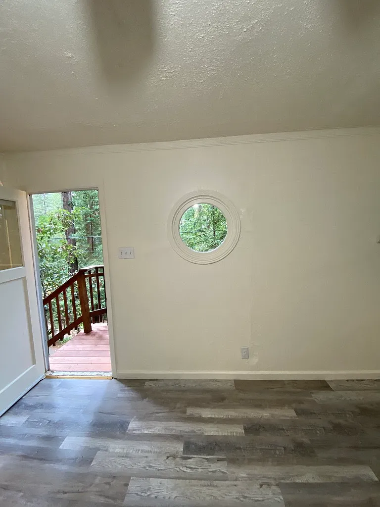 9047 Delta Way — Photo 2