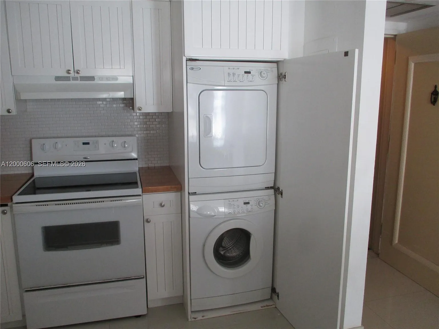 Brickell Place Condo — Photo 2