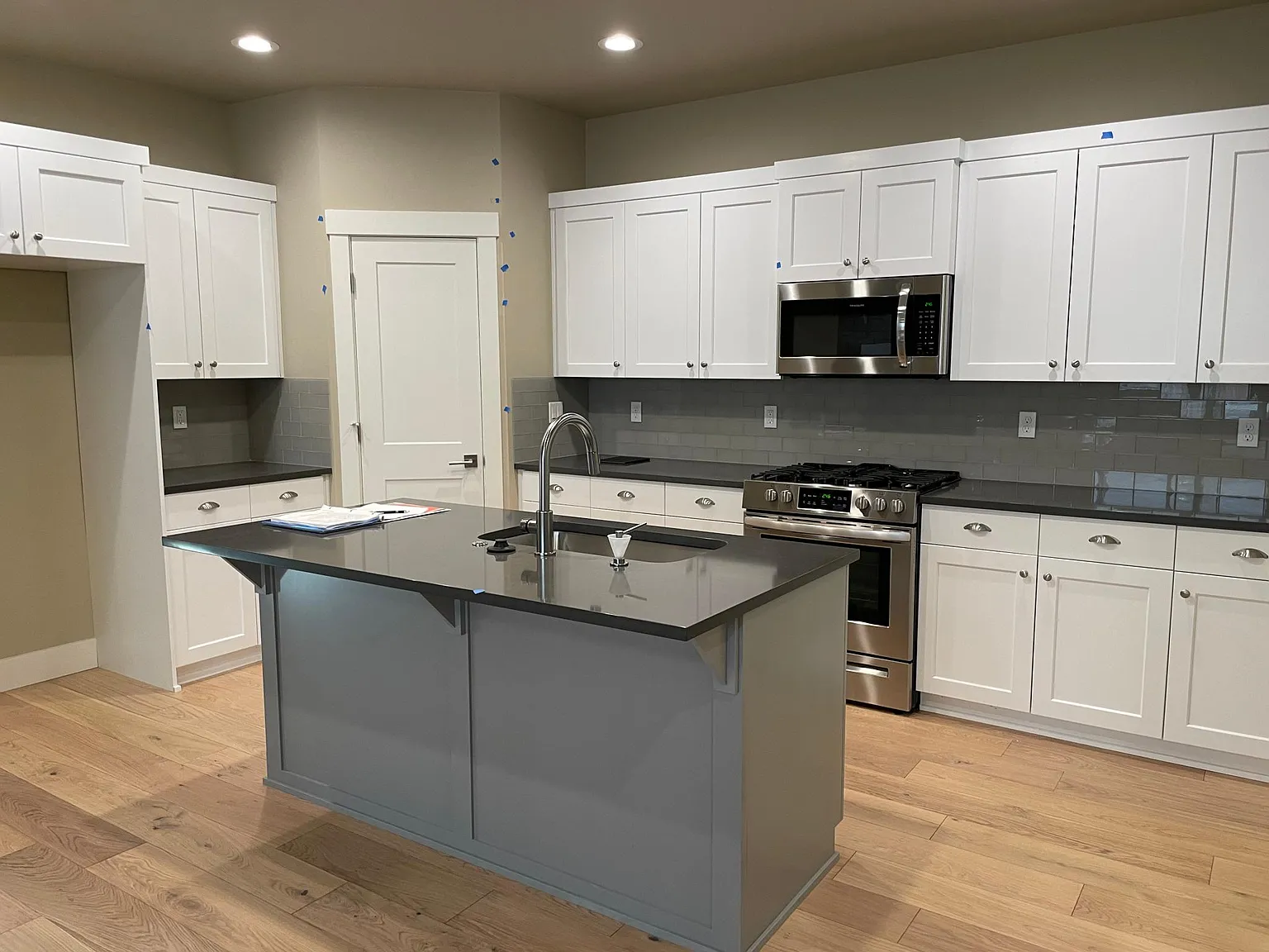 3 bed, 1552 sqft, $2,550 — Photo 2