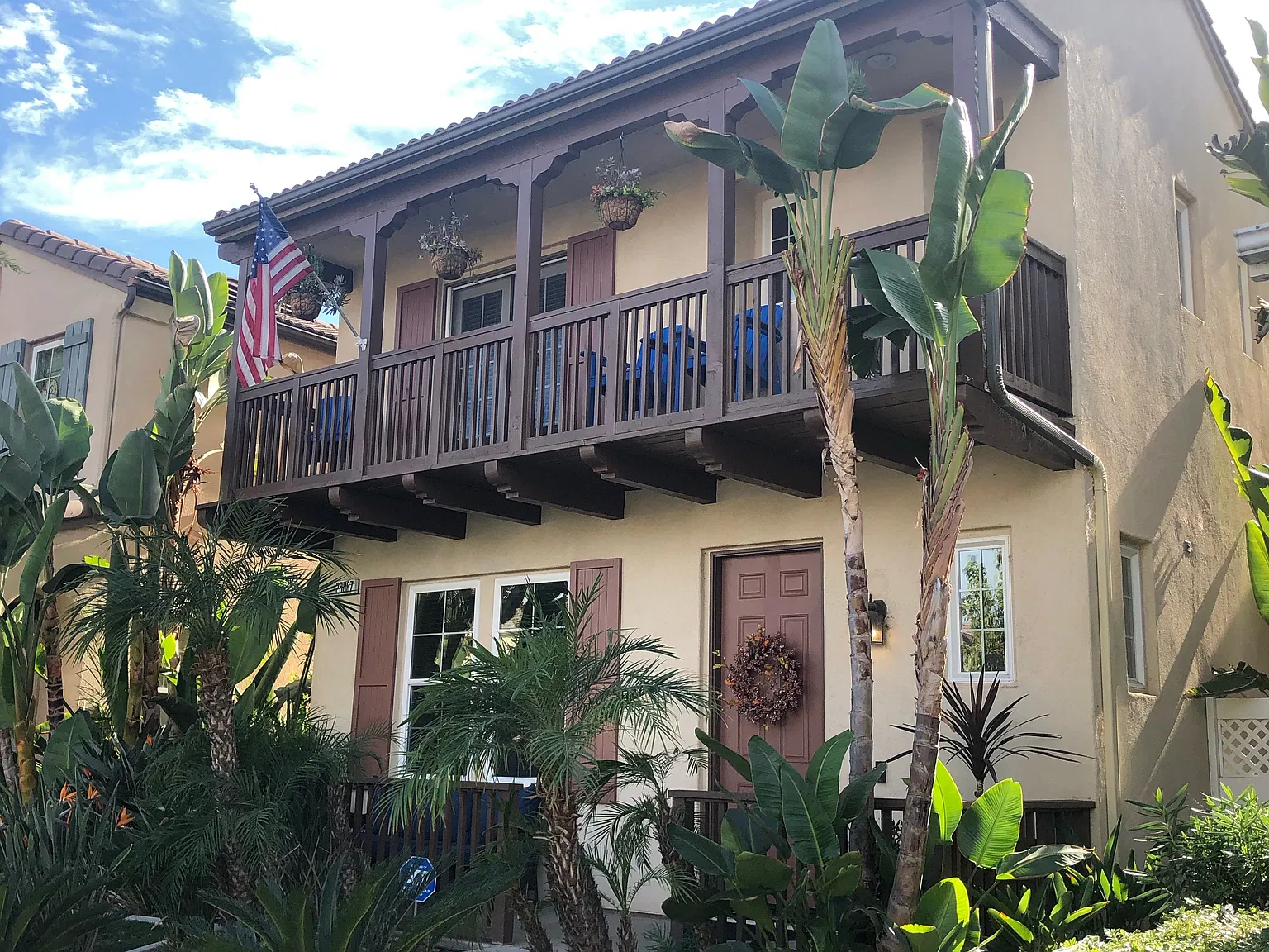 3 bed, 2.5 bath, 2084 sqft, $3,500 — Photo 1
