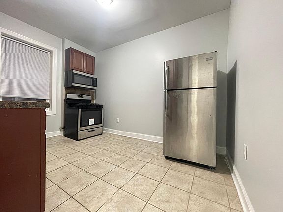 2nd image of 384 Baldwin Ave #8B