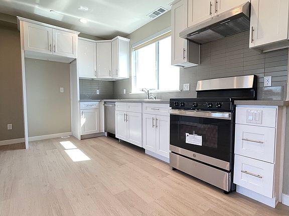 5th image of 4251 E Live Oak Ave #10