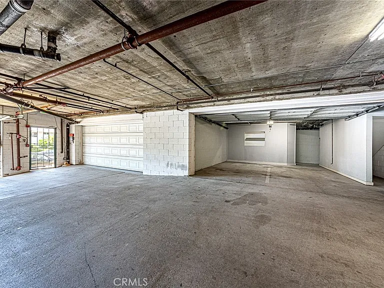 2345 Montrose Ave #2 — Photo 13
