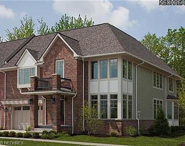 1st image of 150 Ashbourne Dr #2