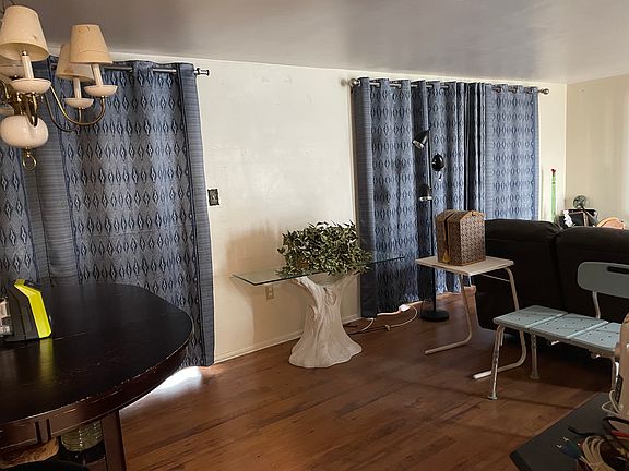 5th image of 5703 Elkhorn Blvd