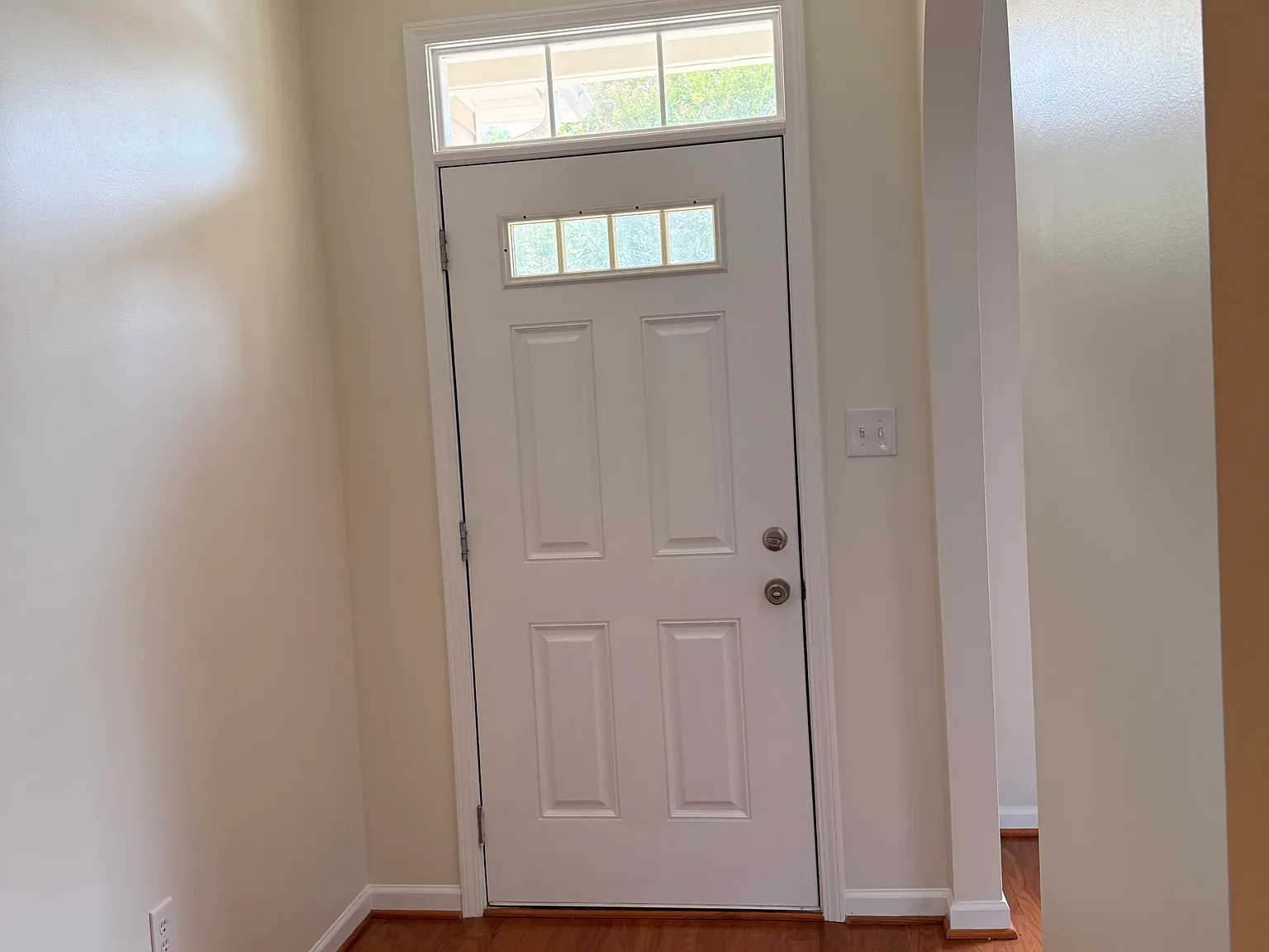 2 bed, 1055 sqft, $1,450 — Photo 2