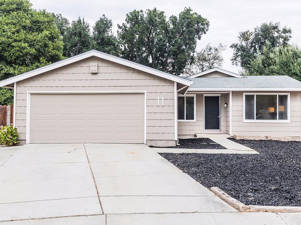 1st image of 11 Shenado Pl