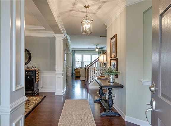 5th image of 459 Victorian Park Cir
