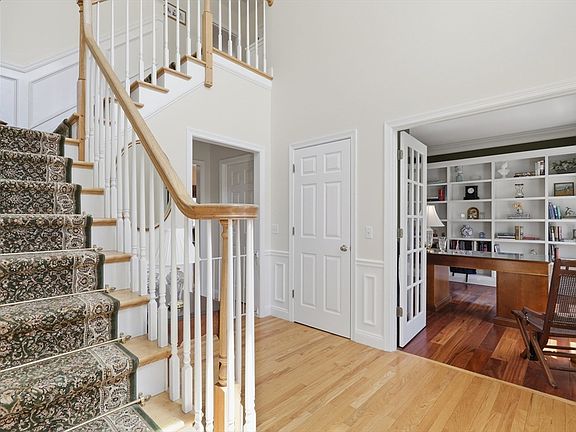 2nd image of 34 Joseph Rd