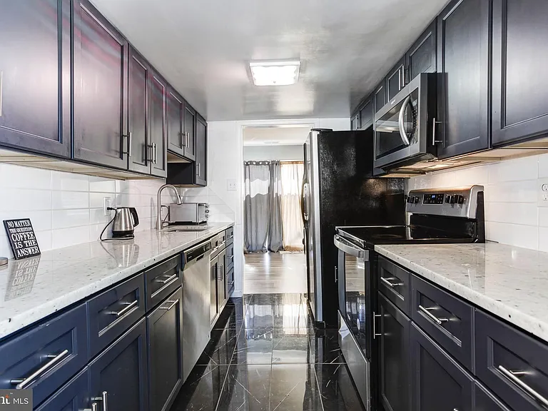 2409 Kilpatrick Pl — Photo 11