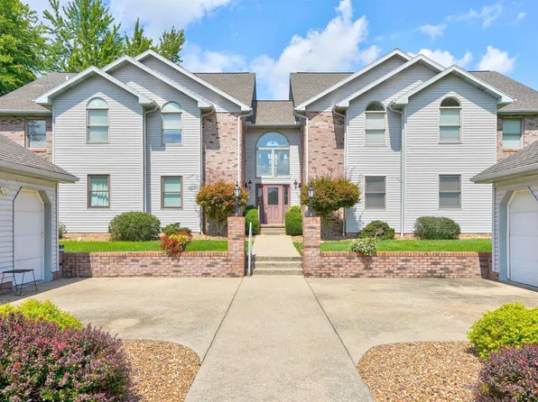 13 E Clubhouse Rd #102-D, Santa Claus, IN 47579