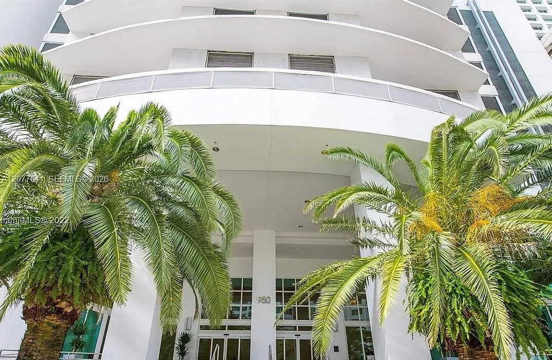 The Plaza 851 Brickell Co — Photo 1