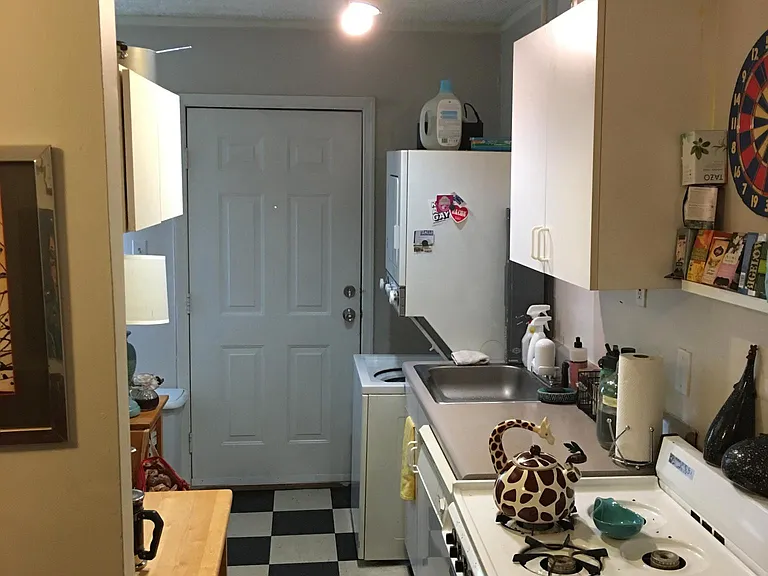 742 Kirkwood Ave SE #2 — Photo 4