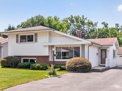 23 W Prairie Ave, Lombard, IL, 60148
