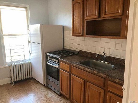 4th image of 88-10 170th St #88-10