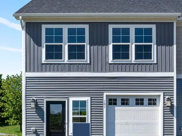 208 Springdale Rd, Waynesboro, VA 22980