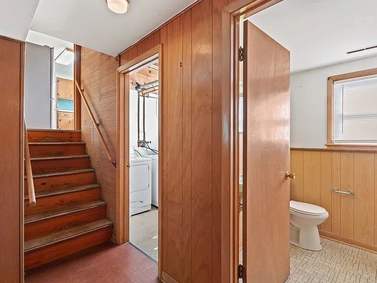 123 Ogden Ave — Photo 13