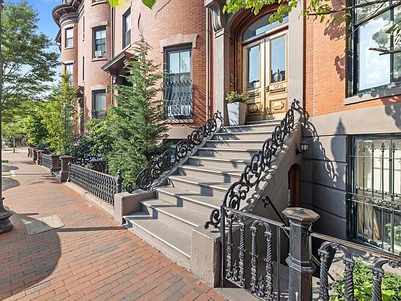 2nd image of 578 Massachusetts Ave #3