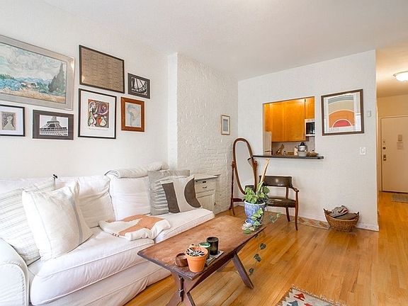 2nd image of 211 E 89th St APT A16