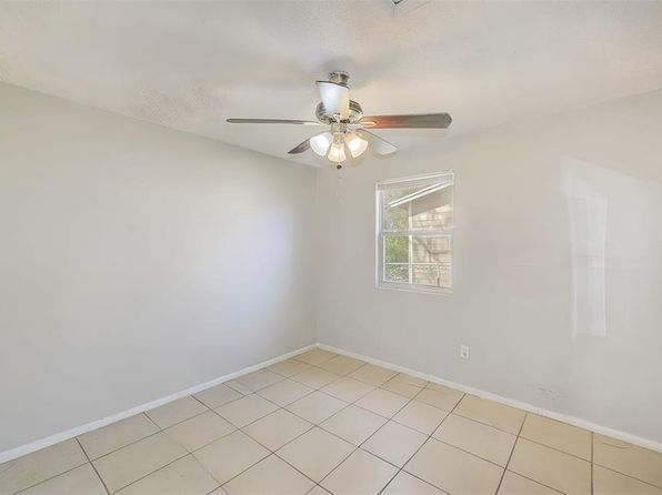 tampa-florida-82049662 picture