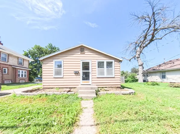 1218 Greene St, Adel, IA 50003