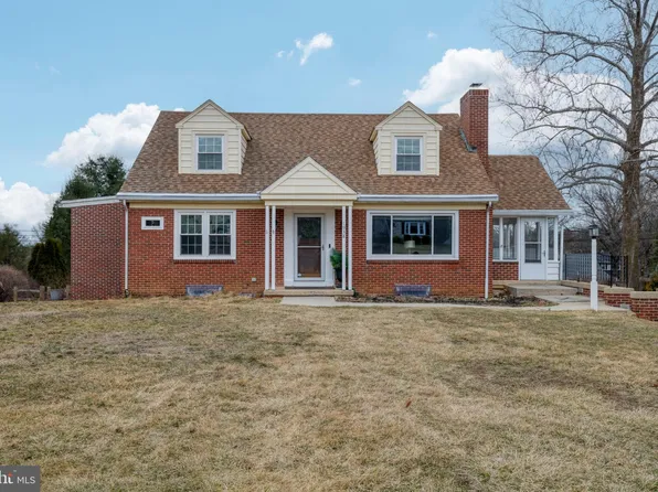 1938 Park Plz, Lancaster, PA 17601