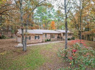 567 S 6th St, Selmer, TN 38375