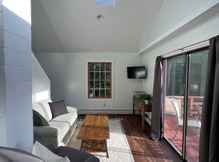 460 Mecawee Rd, Woodstock, VT 05091