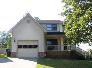 7675 Glenbrook Dr, Fayetteville, NC 28314