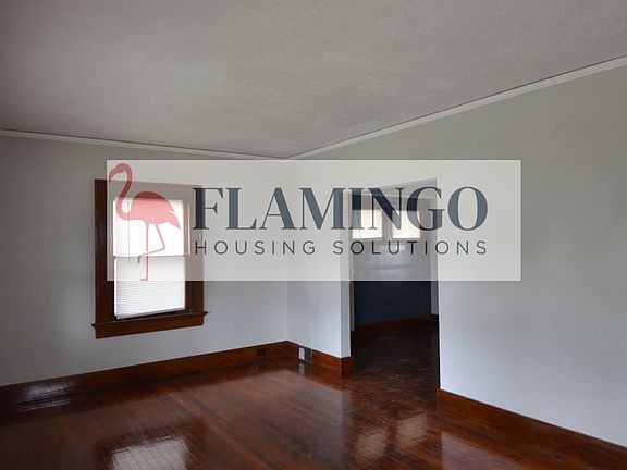 3rd image of 565 Kenwood Ave